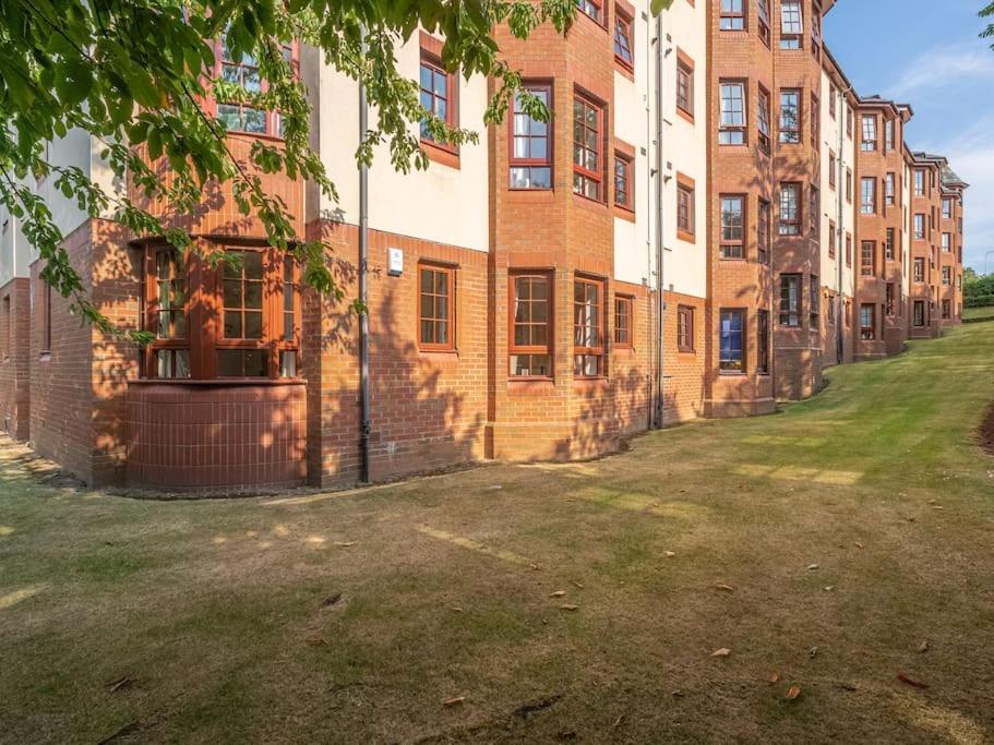 Апартаменти Luxury 2Bed 2Bath Flat In City Centre- Free Parking! Единбург Екстер'єр фото